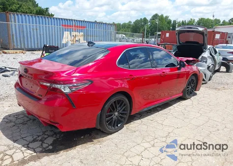 2022 Toyota Camry Xse z USA, uszkodzony, nr VIN 4T1K61AK6NU069462